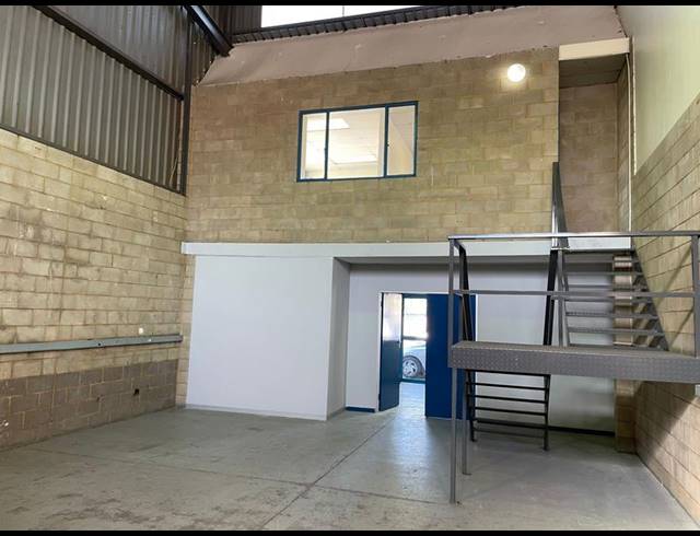 INDUSTRIAL PROPERTY TO RENT IN HENNOPSPARK